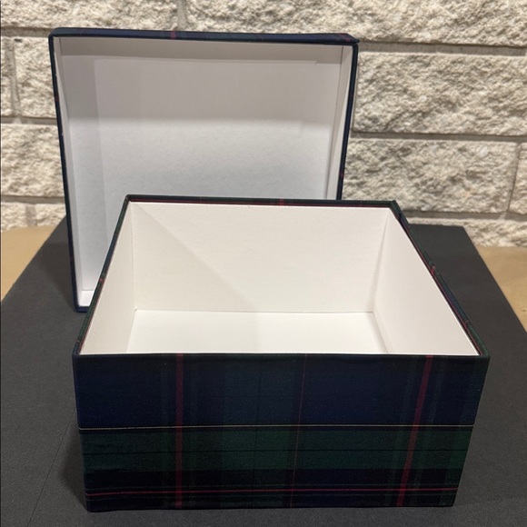 Plaid Storage/Gift Box - Picture 2 of 5